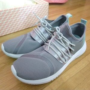 BRAND NEW Fabletics Pismo Performance Sneakers